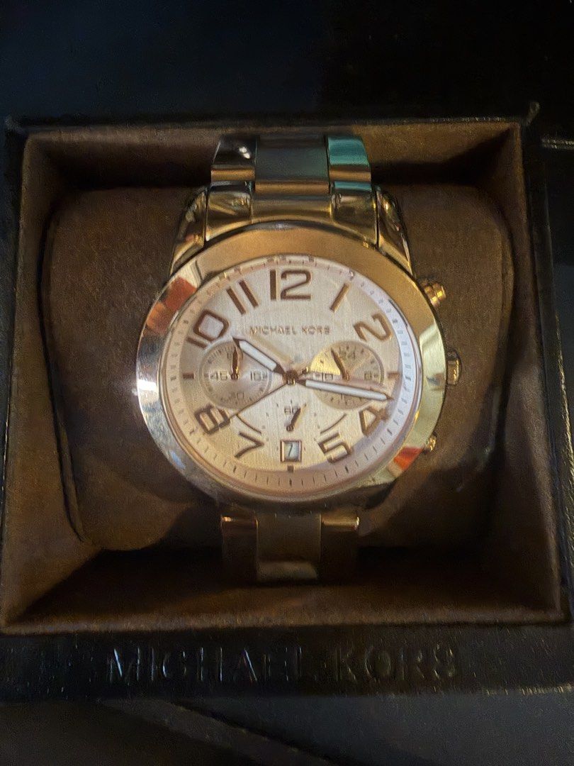 MK Watch (Category: Women's Watches) located in San Juan City. Submitted by keenforest.20f348 (Listing ID 1470532073, Image 2). Description: needs battery.