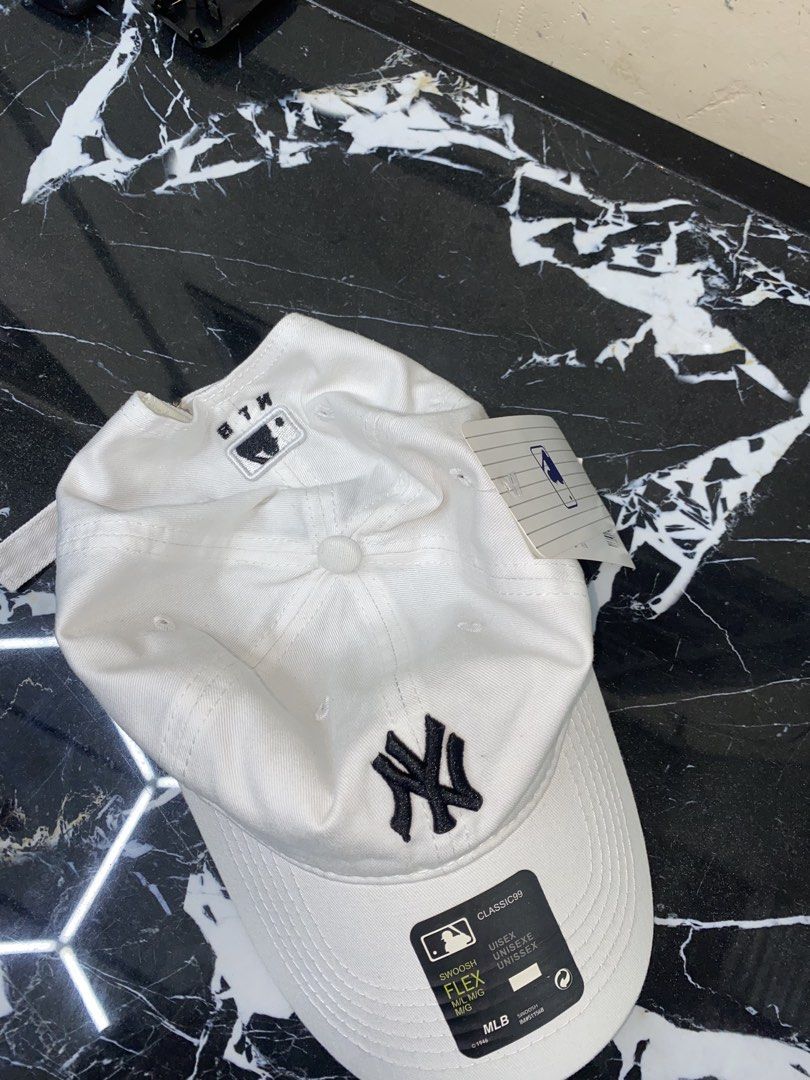 MLB Dadhat cap (Category: Caps & Hats) located in Calamba. Submitted by willpay.asap (Listing ID 1470359533, Image 2). Description: MLB Dadhat cap Brandnew | complete with tags One size fit to all 🏷️700.