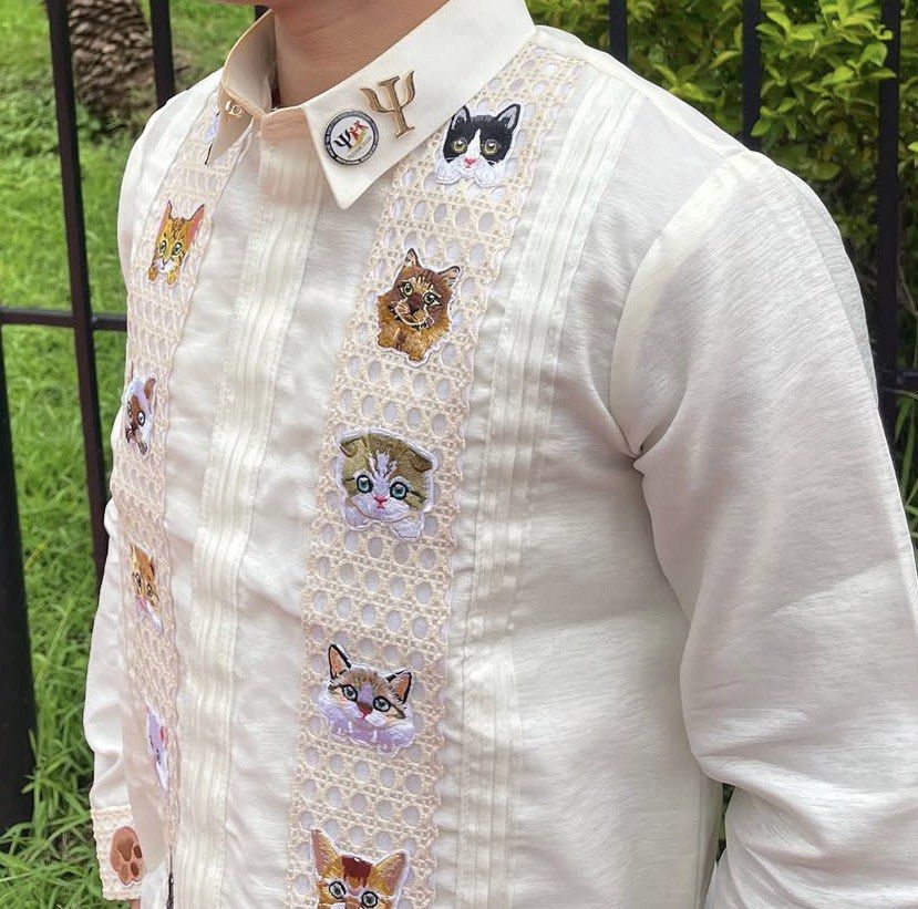 MODERN BARONG WITH EMBROIDED CAT PATCHES (Category: Coats, Jackets and Outerwear) located in Malabon City. Submitted by echouisano (Listing ID 1470367869, Image 3). Description: SIZE: SMALL LOC: MALABON/SOUTH CALOOCAN MOD: MEET UP OR DELEVIERY MOP: CASH/GCASH/BDO.