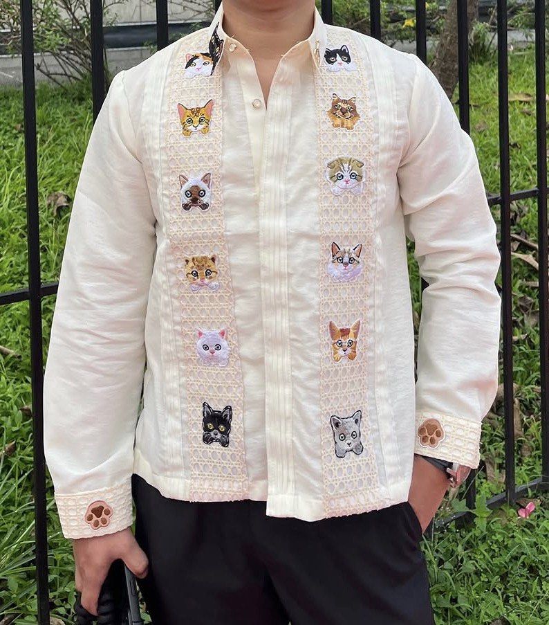 MODERN BARONG WITH EMBROIDED CAT PATCHES (Category: Coats, Jackets and Outerwear) located in Malabon City. Submitted by echouisano (Listing ID 1470367869, Image 1). Description: SIZE: SMALL LOC: MALABON/SOUTH CALOOCAN MOD: MEET UP OR DELEVIERY MOP: CASH/GCASH/BDO.