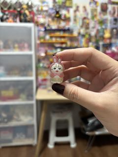 (Category: ) located in . Submitted by meowietrinkets (Listing ID 1470544755, Image 1). Description: .