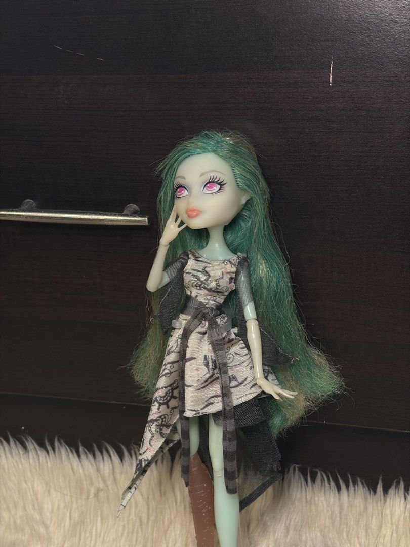 Monster High - Vandala Dabloon (Category: Figurines & Statues) located in San Juan City. Submitted by prelovedturtle (Listing ID 1470470530, Image 3). Description: Removed some of the yellowing and needs some styling, feel free to message for more photos! :).