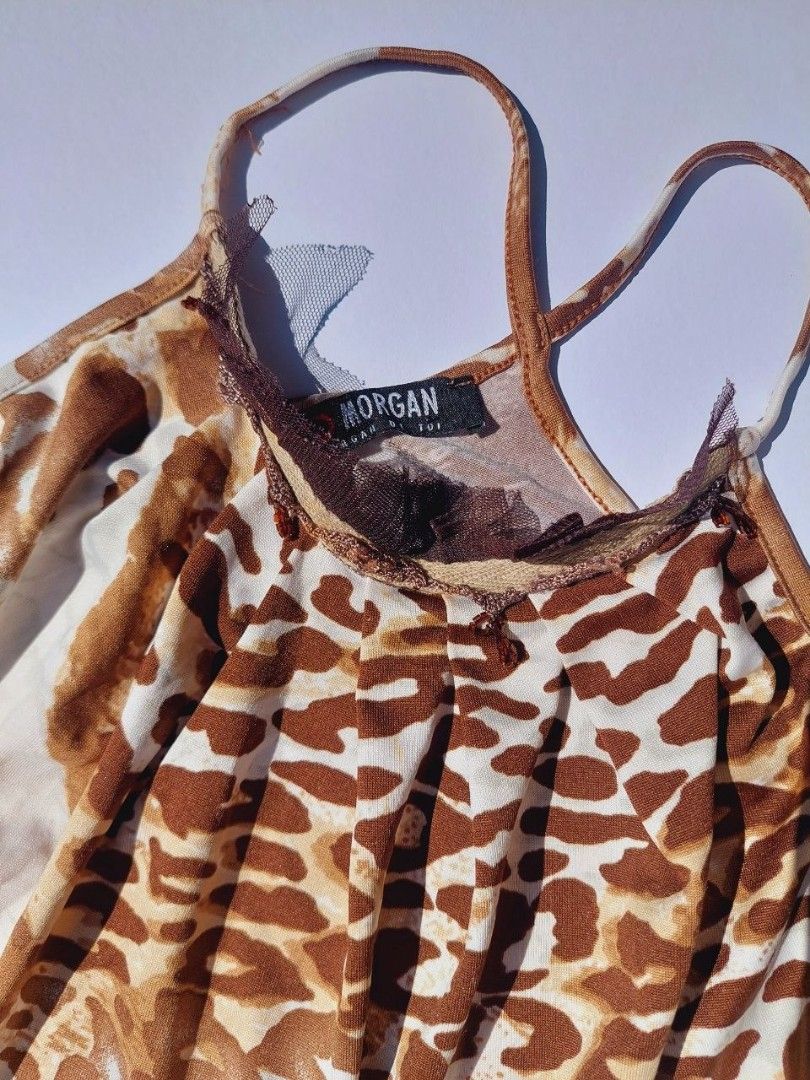 Morgan de TOI leopard print halter top (Category: Sleeveless) located in Echague. Submitted by ribbitpicks (Listing ID 1470411965, Image 3). Description: bust 38 length 23.
