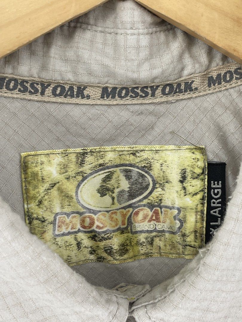 Mossy Oak Ripstop Polo Shirt (Category: Tshirts & Polo Shirts ) located in Mandaluyong City. Submitted by armrhts (Listing ID 1470426781, Image 3). Description: Size: XL Dimensions(inches) •Width: 26" •Length: 29" •Pit to Cuff: 2.5" Issue/s: Stains.