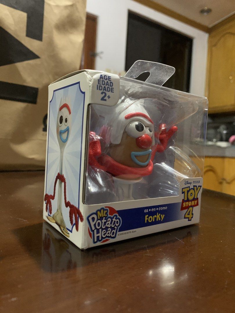Mr. Potato Head Forky (Category: Action & Battle Toys) located in San Fernando. Submitted by carirenzooi (Listing ID 1470379257, Image 2). Description: This toy is brand new.