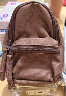 (Category: ) located in . Submitted by thrifty_trinkets_by_anais (Listing ID 1470516947, Image 1). Description: .