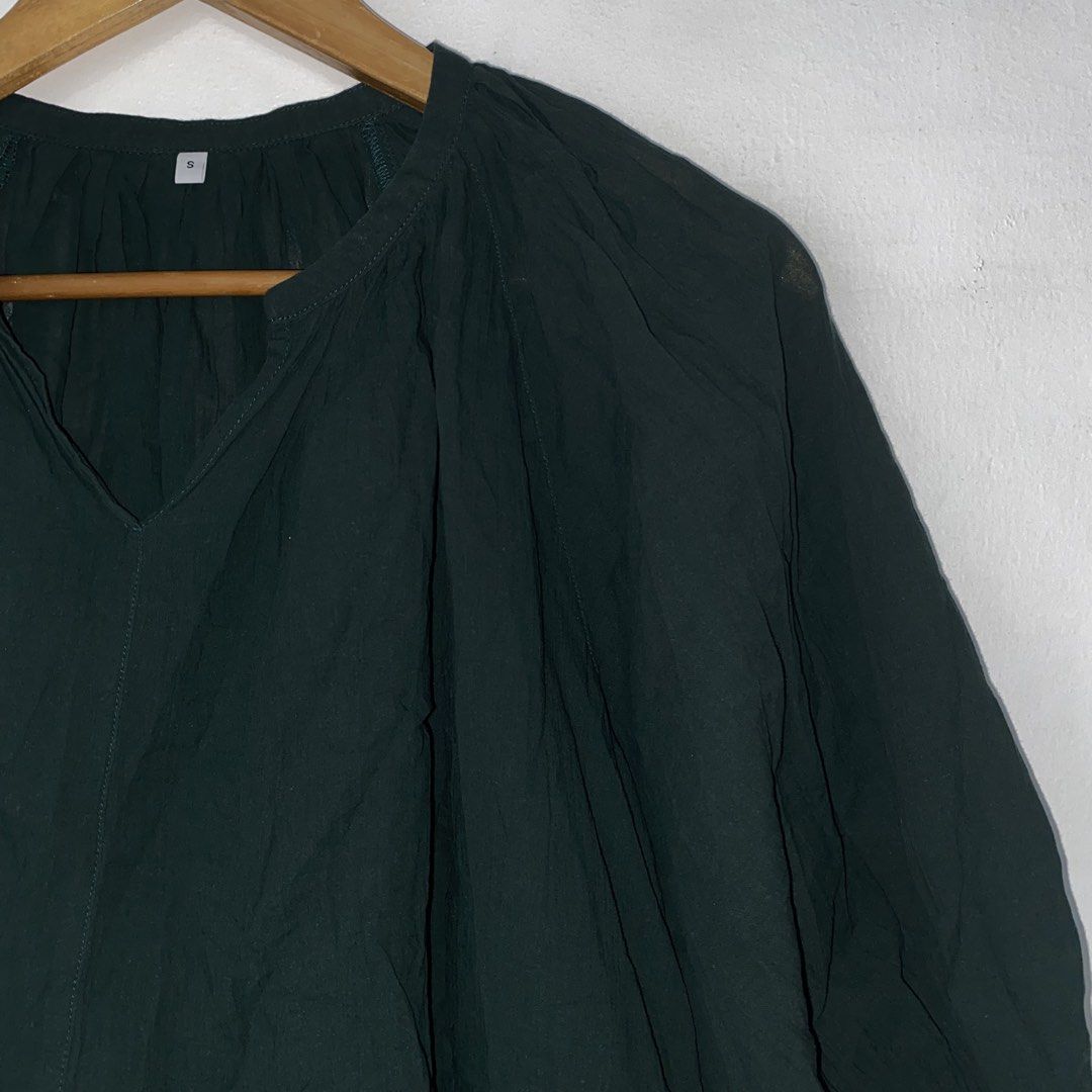MUJI cotton top (Category: Blouses) located in San Jose del Monte. Submitted by mamiracky (Listing ID 1470452027, Image 3). Description: .