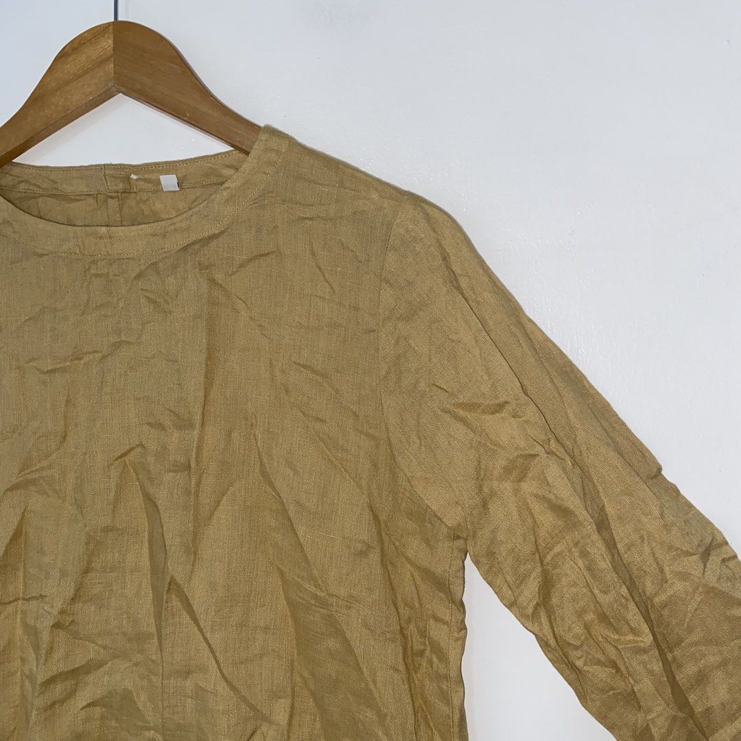 MUJI linen 3/4 sleeve top (Category: Blouses) located in San Jose del Monte. Submitted by mamiracky (Listing ID 1470440827, Image 3). Description: .