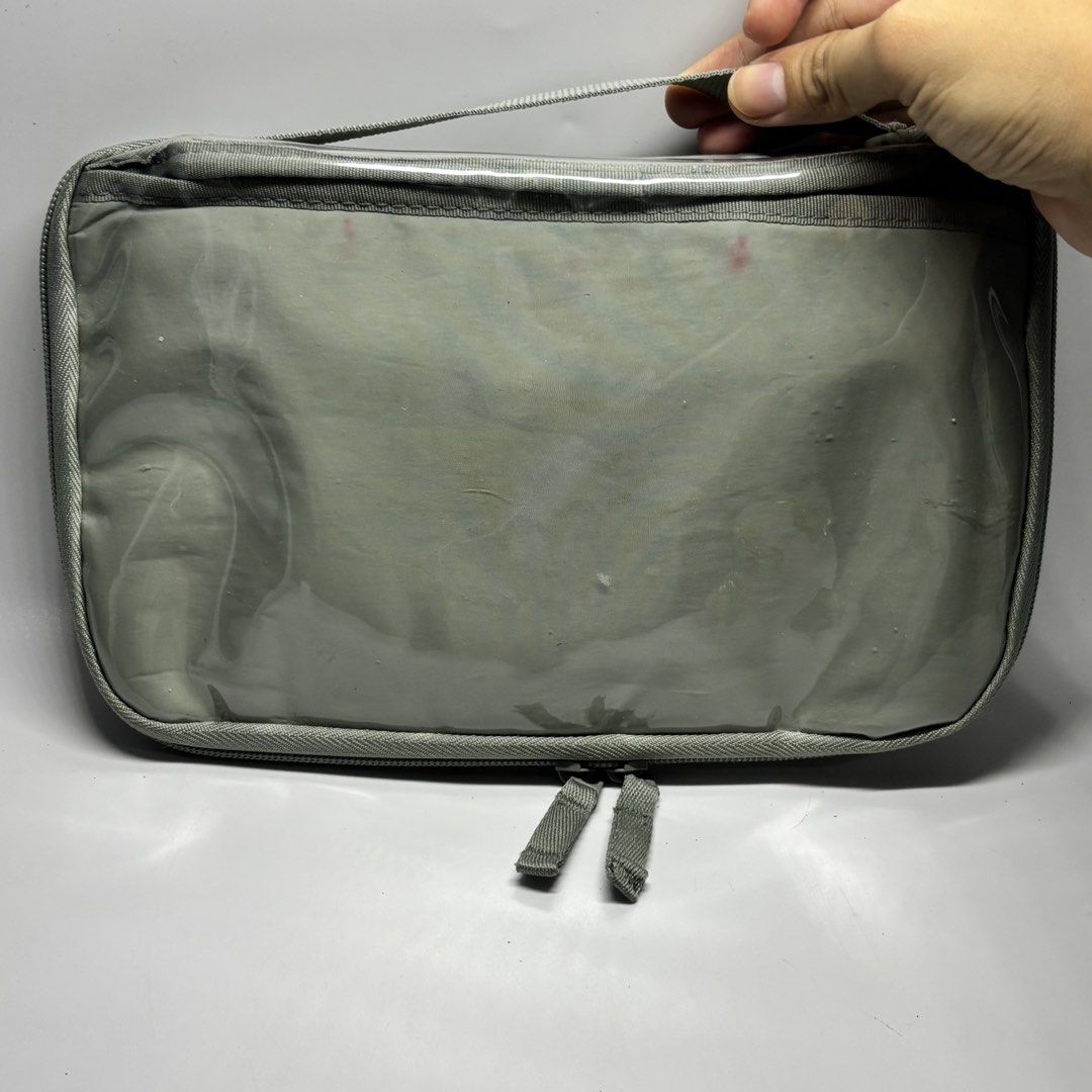 MUJI Slim Pocket Organizer Case A5 Slim (Category: Stationery & School Supplies) located in General Trias. Submitted by shxx_phine (Listing ID 1470363560, Image 1). Description: 📌LP posted, PLS refrain from haggling 📌 all items are japan surplus finds 📌 STRICTLY mine now, pay after invoice 📌 NO RUSH shipping (we ship every tues & fri, depending on our availability) 📌 NO cancellation, return and refunds mod | j&t, lalamove mop | gcash , marib