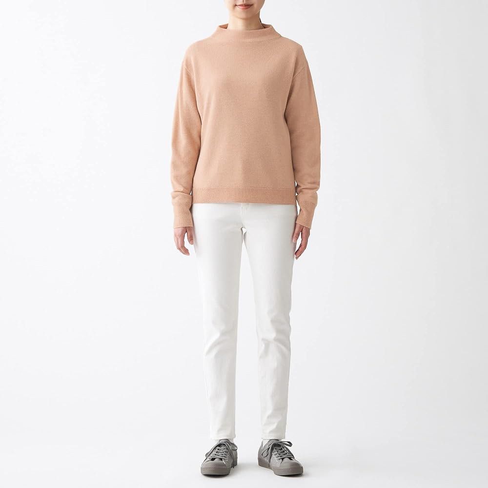 MUJI Smoky Pink Sweater (Category: Blouses) located in Puerto Princesa. Submitted by finewearco (Listing ID 1470367447, Image 2). Description: Size on tag : L Armpit laid flat : 21 inches Length : 23 inches 📌 Fixed Price ❕1 DAY RESERVATION ONLY PAYMENT: ✅Gcash ✅BPI SHIPPING OPTIONS: ✅ starts at 80 J&T Thanks.