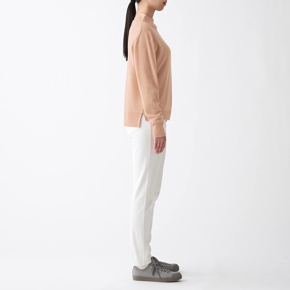 MUJI Smoky Pink Sweater (Category: Blouses) located in Puerto Princesa. Submitted by finewearco (Listing ID 1470367447, Image 3). Description: Size on tag : L Armpit laid flat : 21 inches Length : 23 inches 📌 Fixed Price ❕1 DAY RESERVATION ONLY PAYMENT: ✅Gcash ✅BPI SHIPPING OPTIONS: ✅ starts at 80 J&T Thanks.