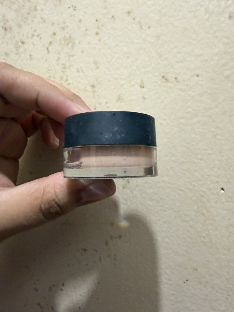 NARS Soft Matte Complete Concealer Crème Brûlée (Category: Makeup) located in Dasmarinas. Submitted by the_prelovedstuff (Listing ID 1470515523, Image 2). Description: NARS Soft Matte Complete Concealer - Shade: Light 2.5 Crème Brûlée - Condition: Lightly swatched, plenty of product remaining (85-90%) - RFS: wrong shade.