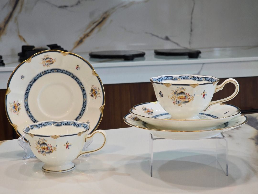 Narumi Sharilamoon Bone China (Category: Coffee & Tea Tableware) located in Compostela. Submitted by curatedcabinetcebu (Listing ID 1470544894, Image 1). Description: A graceful fine bone china collection for beautifully styled tea and coffee moments. Inclusions (5 pieces): • 2 Cups • 2 Saucers • 1 Cake Plate • Includes 1 duo and 1 trio Condition: Very good..