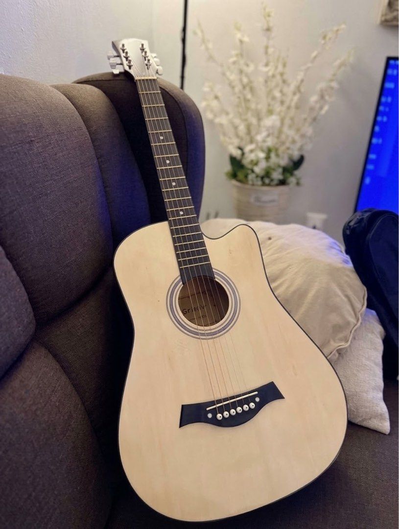 Natural Acoustic Guitar, Hobbies & Lifestyle, Music & Media, Musical ...