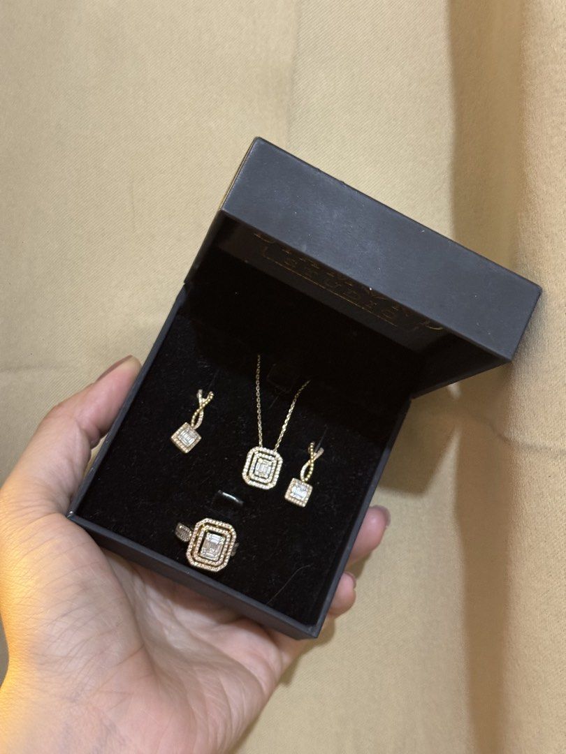 Natural Diamonds (Category: Jewelry) located in Manila. Submitted by jennelynbadile (Listing ID 1470527311, Image 2). Description: .