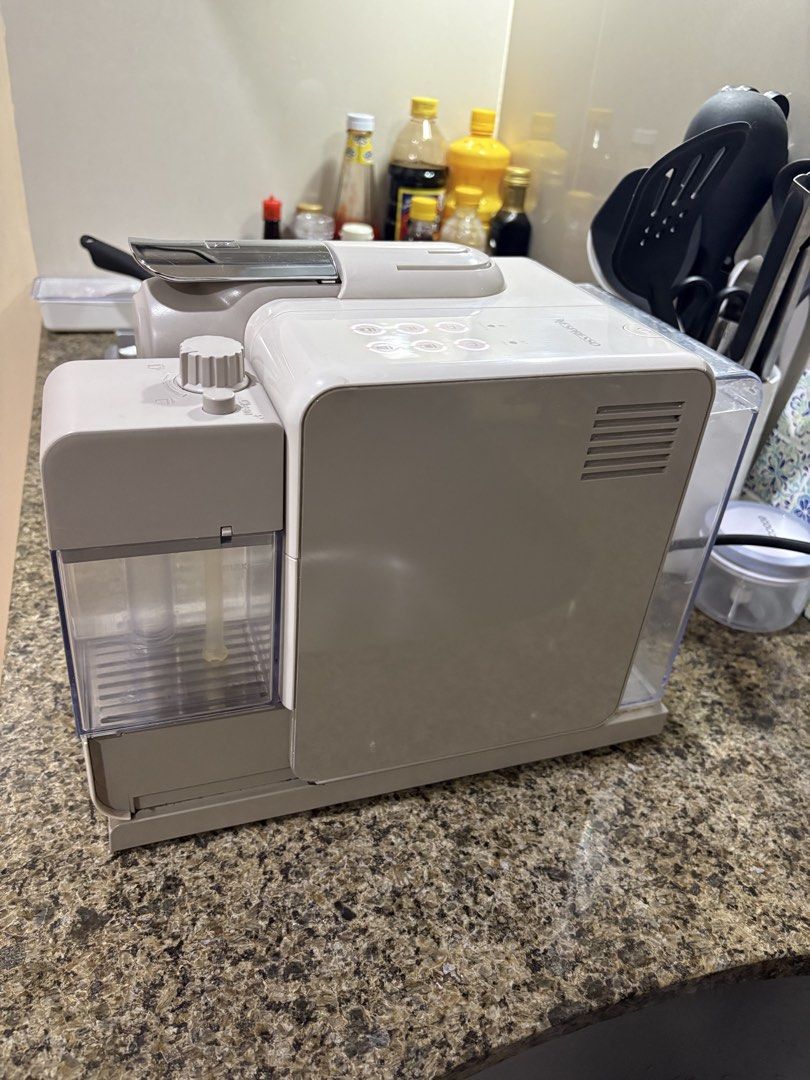Nespresso Lattissima Touch Coffee Machine (Category: Coffee Machines & Makers) located in Pasig City. Submitted by carlameireyes (Listing ID 1470504156, Image 2). Description: Price: Php11,000 negotiable Model: Nespresso Lattisima Touch F521 Current state: Fully functional, no damage Usage: Bought in 2020, heavily used but no damage RFS: No longer using and need to declutter Other notes: Will need descaling, and we no longer have the box, but we 