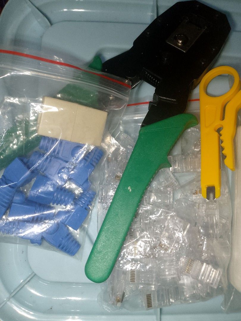 Network Cable Crimping Tool and Tester Kit with RJ45 Connectors (Category: Networking) located in Manila. Submitted by ceeesh (Listing ID 1470441886, Image 2). Description: - Complete networking toolkit for home and office Ethernet setup or repairs - Includes BS-468 RJ45/RJ11 cable tester and heavy-duty crimping tool - Comes with a stripping knife and mini wire stripper for easy cable prep - Includes a large pack of clear RJ45 connectors and blue