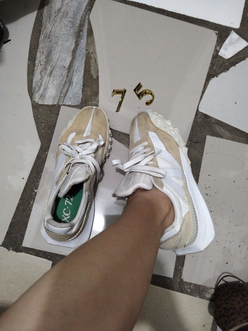New Balance (Category: Sneakers) located in El Salvador. Submitted by francheskaukayukay (Listing ID 1470447400, Image 2). Description: .