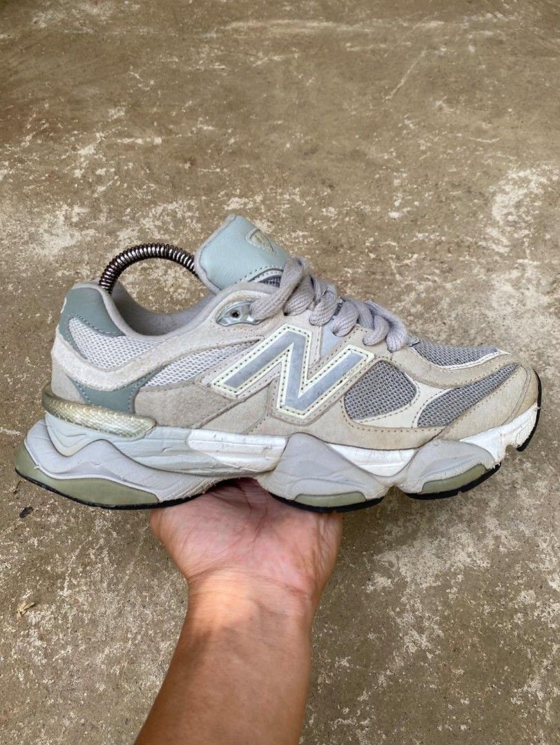 New balance 9060 Sea salt (Category: Casual Shoes) located in Clarin. Submitted by thrifterxbarber (Listing ID 1470513678, Image 1). Description: .