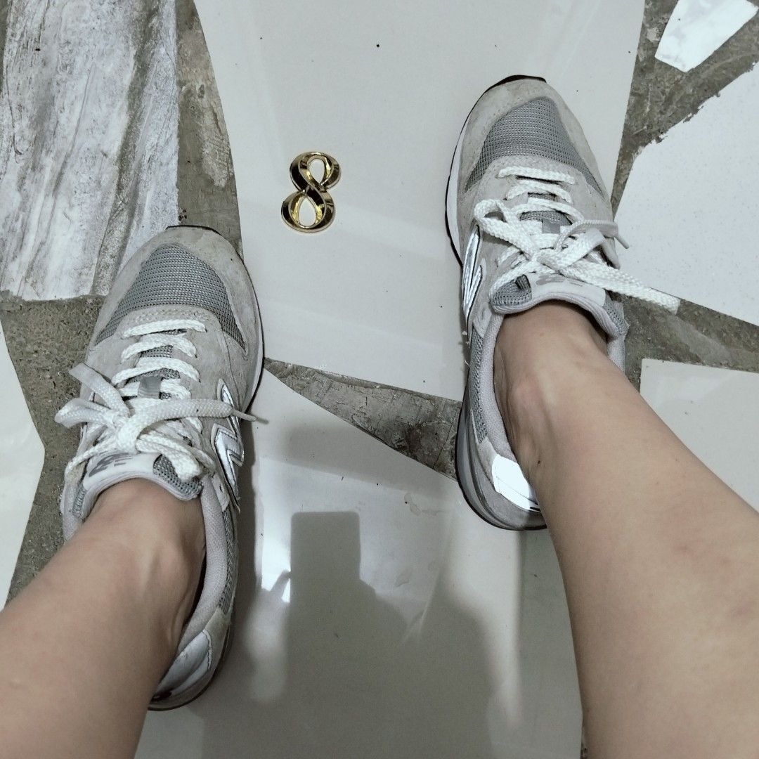 New balance 996 (Category: Sneakers) located in El Salvador. Submitted by francheskaukayukay (Listing ID 1470391952, Image 2). Description: .