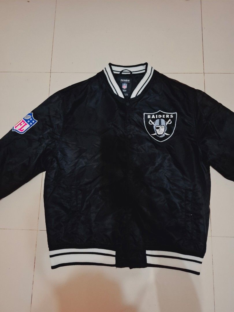 NFL x pull & bear las vegas raiders bomber/varsity jacket (Category: Coats, Jackets and Outerwear) located in Narvacan. Submitted by jigger85_2ndaccount (Listing ID 1470487384, Image 2). Description: NFL x pull & bear las vegas raiders varsity bomber jacket like new 9.9/10 condition no issues size: xl on tag dimes: 23 x 27 can fit to large to xl bought in UK location: ilocos sur cab ship thru JNT or LBC.
