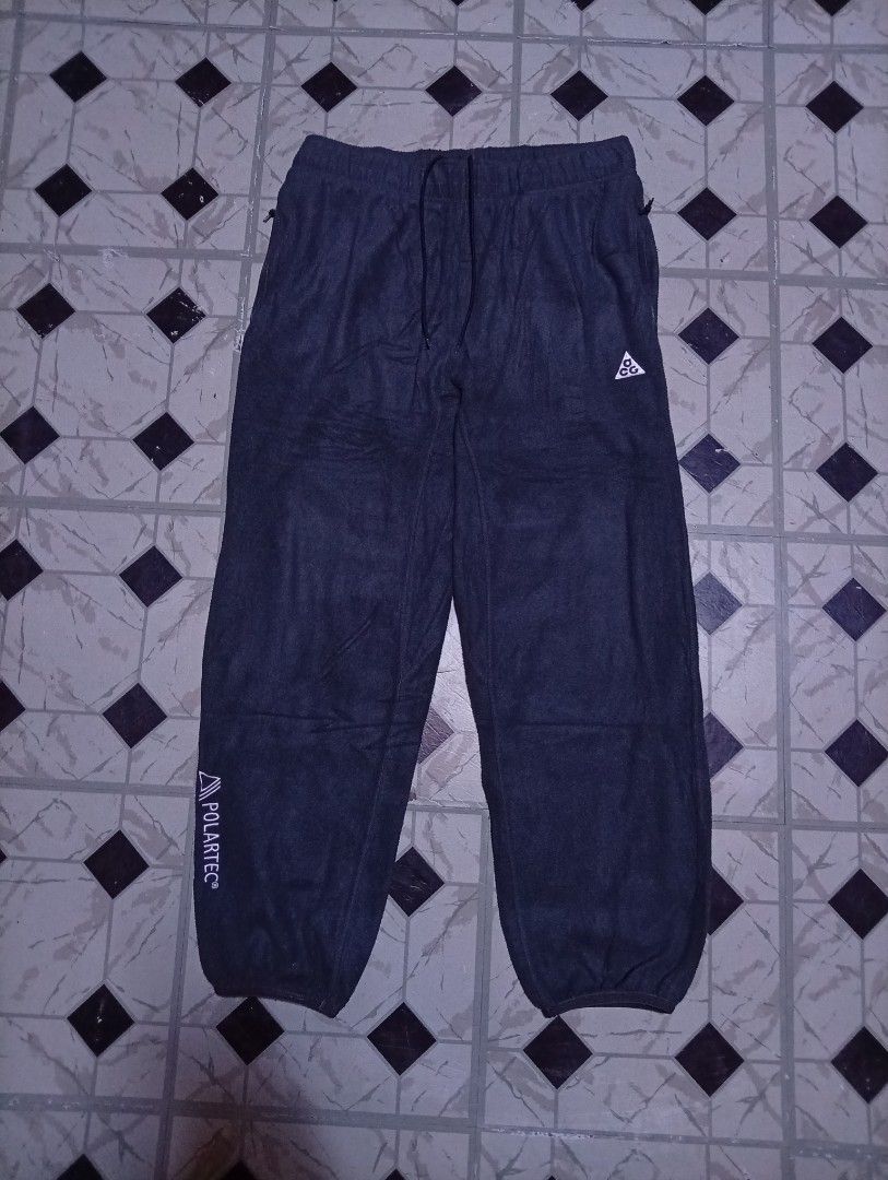 NIKE ACG POLARTEC FLEECE (Category: Joggers) located in Caloocan City. Submitted by narvaezlorven (Listing ID 1470533194, Image 2). Description: WAIST 30-34 LENGTH 36.5 GOOD AS NEW CONDITION NO ISSUE 10/10 CONDITION TAYTAY RIZAL LOC OPEN FOR MEET UP COURIER: JNT OR LALAMOVE.