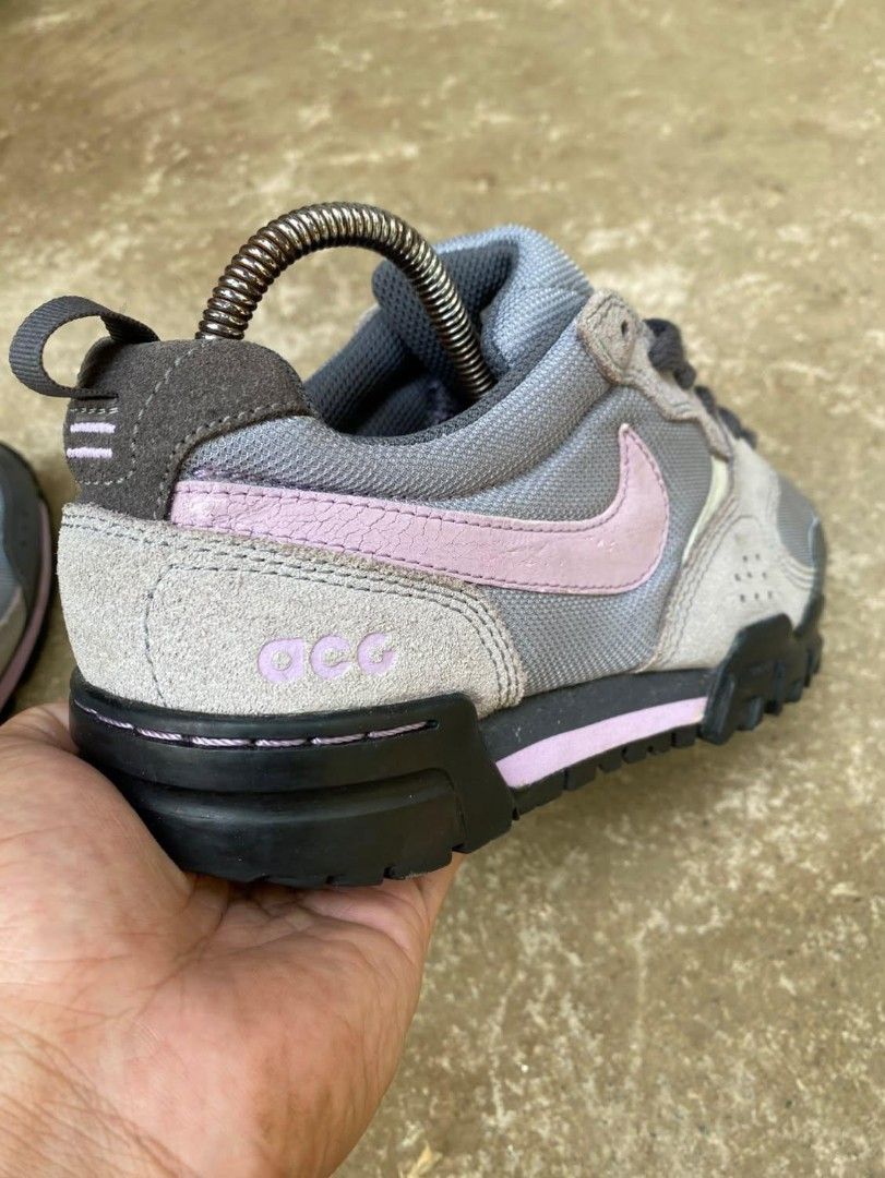 Nike ACG PYROCLAST (Category: Shoe inserts) located in Clarin. Submitted by thrifterxbarber (Listing ID 1470514831, Image 3). Description: .