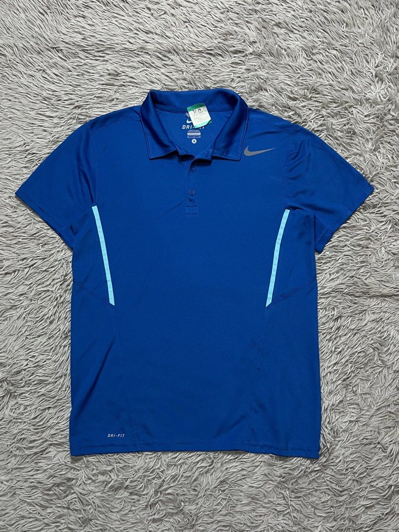 Nike Active Top (Category: Activewear) located in Dipolog. Submitted by krstnagnis98 (Listing ID 1470349819, Image 2). Description: Nike Active Top Med Like new Authentic Pang 🥒🎾 or daily.
