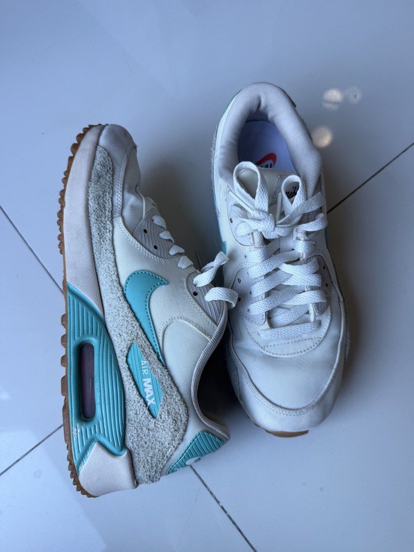 Nike Air Max 90 G (GOLF) Washed Teal (Category: Sneakers) located in Makati City. Submitted by bcazu (Listing ID 1470357085, Image 2). Description: Nike Air Max 90 G in “Washed Teal” Iconic Air Max design but with soles made for the fairway Looks way prettier in person!! 💚 Lightly used when I still played golf regularly 🧽 Professionally washed before I kept it in storage Bought from Nike website (shipped from Singapore) for about Php 8,900+ 💰 