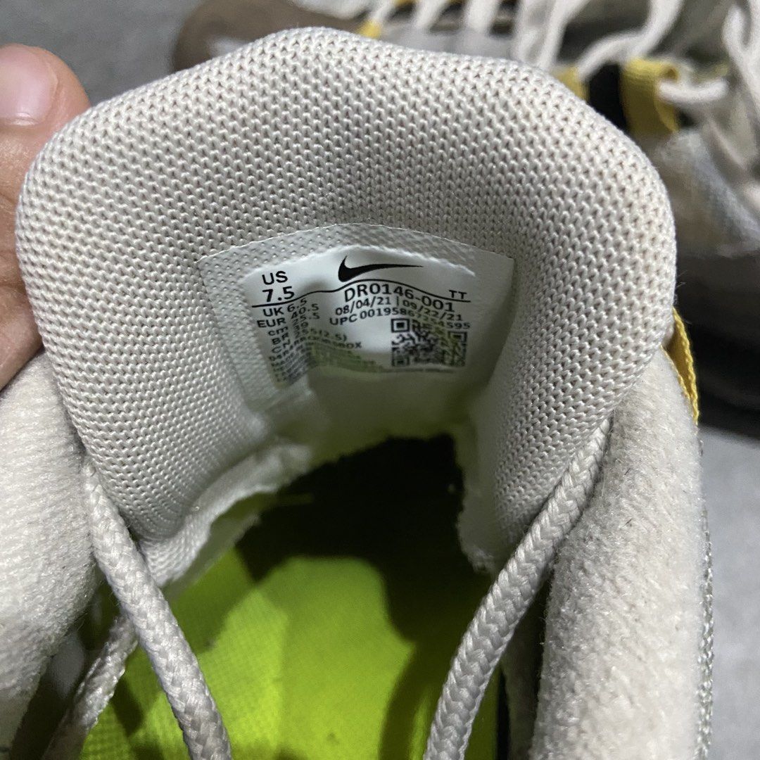 Nike Airmax 95 Ironstone (Category: Sneakers) located in Manila. Submitted by beegoddamn (Listing ID 1470426297, Image 3). Description: Nike Airmax 95 Ironstone Size 7.5 US Authentic Excellent condition .