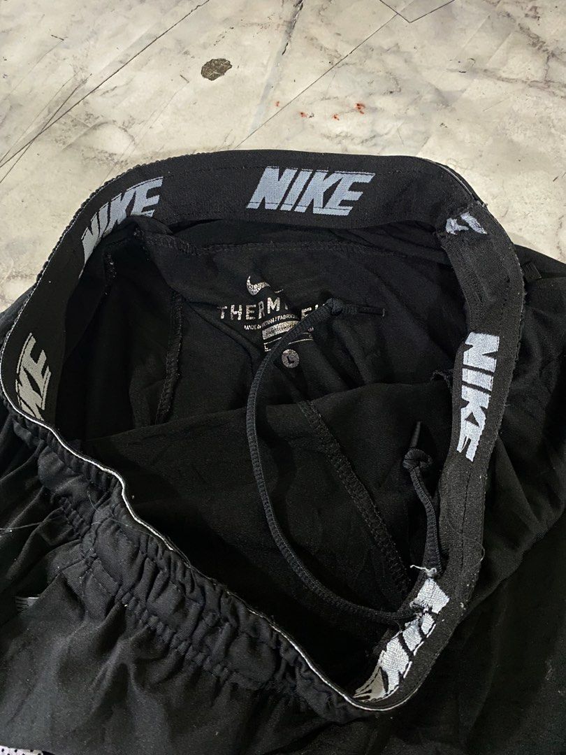 NIKE BIG LOGO SCRIPT (Category: Shorts) located in Manila. Submitted by jozelann (Listing ID 1470406303, Image 2). Description: .