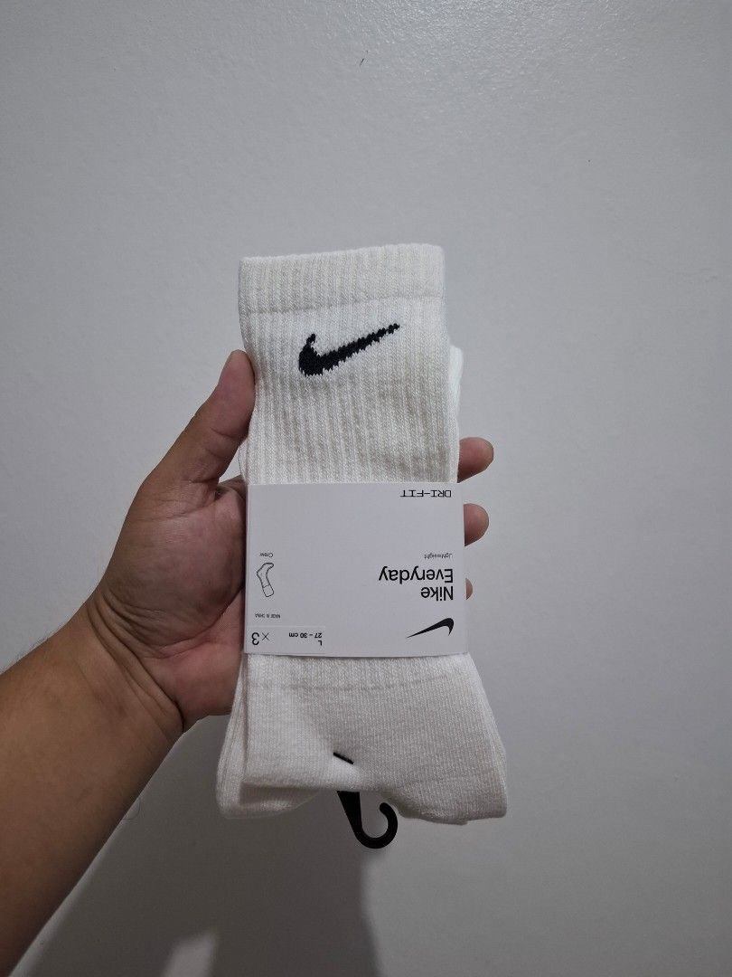 Nike crewsocks size large (Category: Shoe inserts & accessories) located in Tarlac. Submitted by christopher.24 (Listing ID 1470395927, Image 1). Description: brandnew legit 4 pcs available 3 pair per pc.