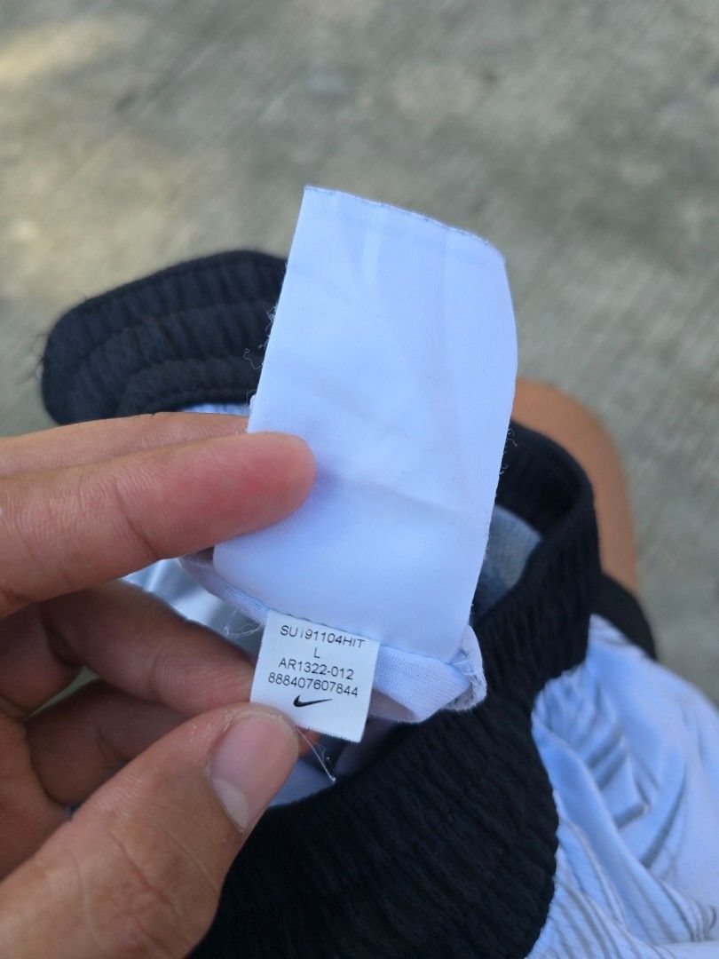 Nike DNA (Category: Shorts) located in Bacolod City. Submitted by new_eddecatoria (Listing ID 1470368643, Image 3). Description: large size excellent condition no issue size 28-34.