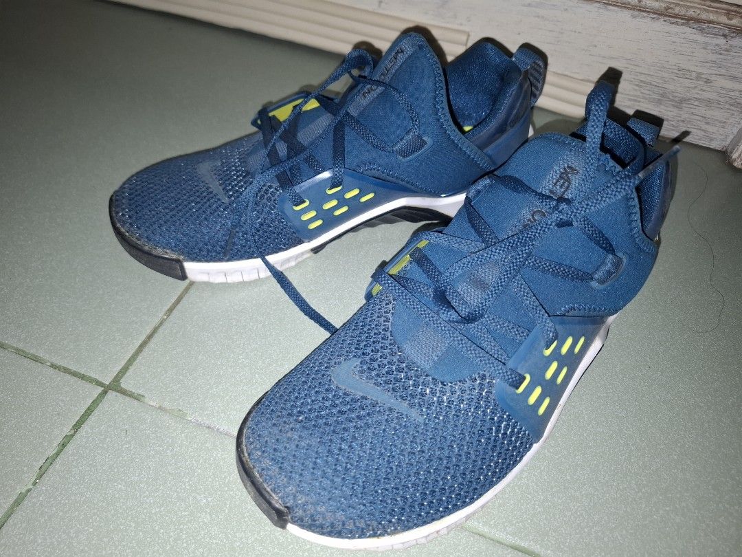 Nike Free Metcon 2 "Blue Force" (Category: Sneakers) located in Bulacan. Submitted by jffonlineshop (Listing ID 1470453348, Image 2). Description: okay naman pa.. nasa cabinet lang po kasi natago.