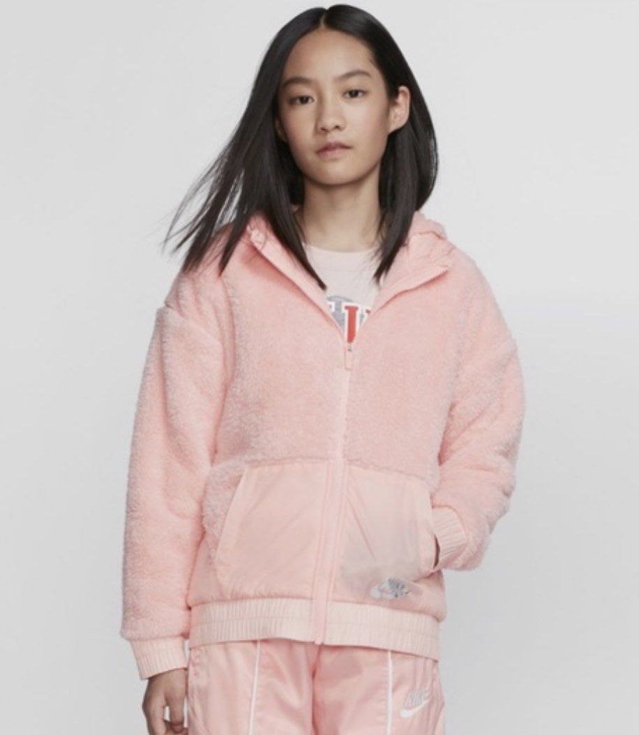 Nike Girls Fur Jacket (Category: Babies & Kids Fashion) located in Manila. Submitted by handmedownsbymamaandisla (Listing ID 1470464298, Image 2). Description: .