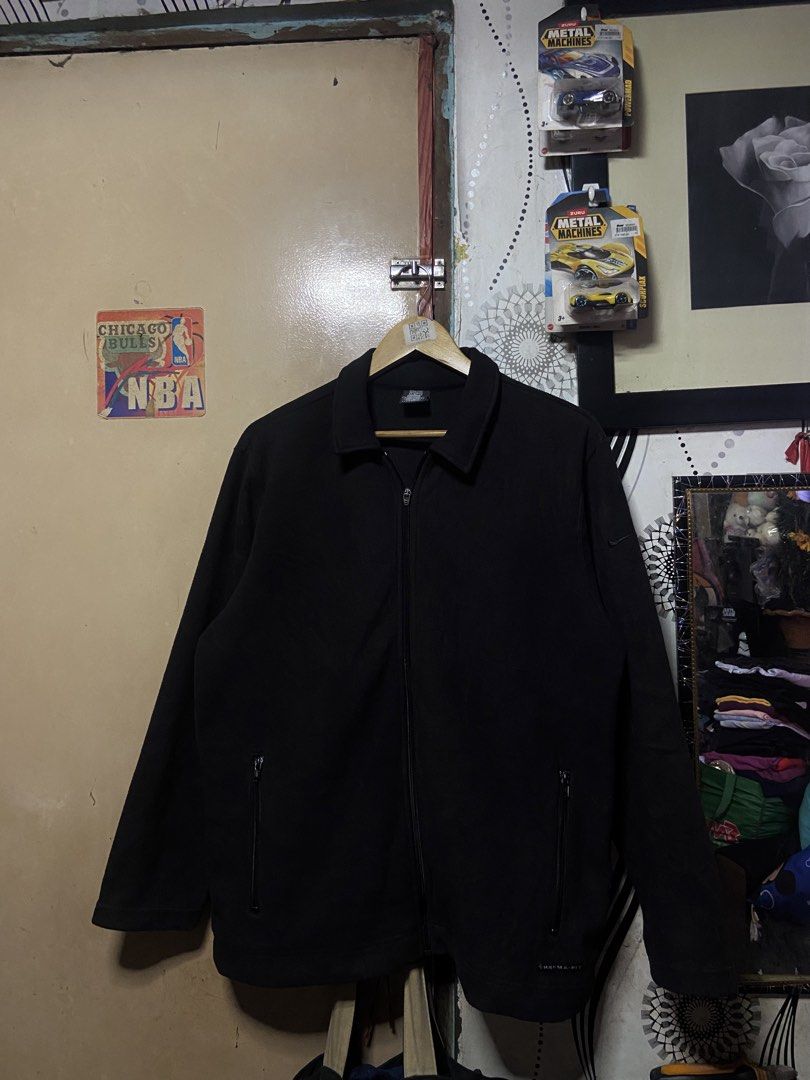 NIKE GOLF FLEECE (HARRINGTON TYPE) 😎⭐️ (Category: Coats, Jackets and Outerwear) located in Quezon City. Submitted by trezzzz (Listing ID 1470367756, Image 1). Description: •No issue •Excellent Condition 🤩 •Medium - Large ALREADY WASHED 👕 850 free shipped (from 1700) 😎🤩.
