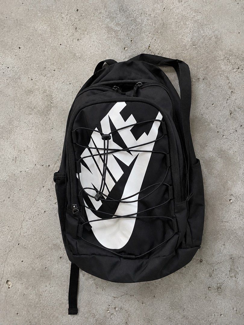 Nike Hayward Backpack (26L) (Category: Backpacks) located in Manila. Submitted by 2ndclassvintageph (Listing ID 1470446343, Image 1). Description: Brandnew Condition Authentic .