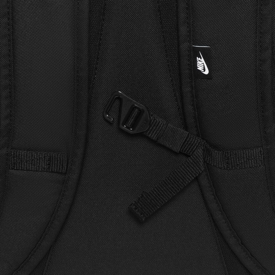 Nike Hayward Backpack (26L) (Category: Backpacks) located in Manila. Submitted by 2ndclassvintageph (Listing ID 1470446343, Image 3). Description: Brandnew Condition Authentic .