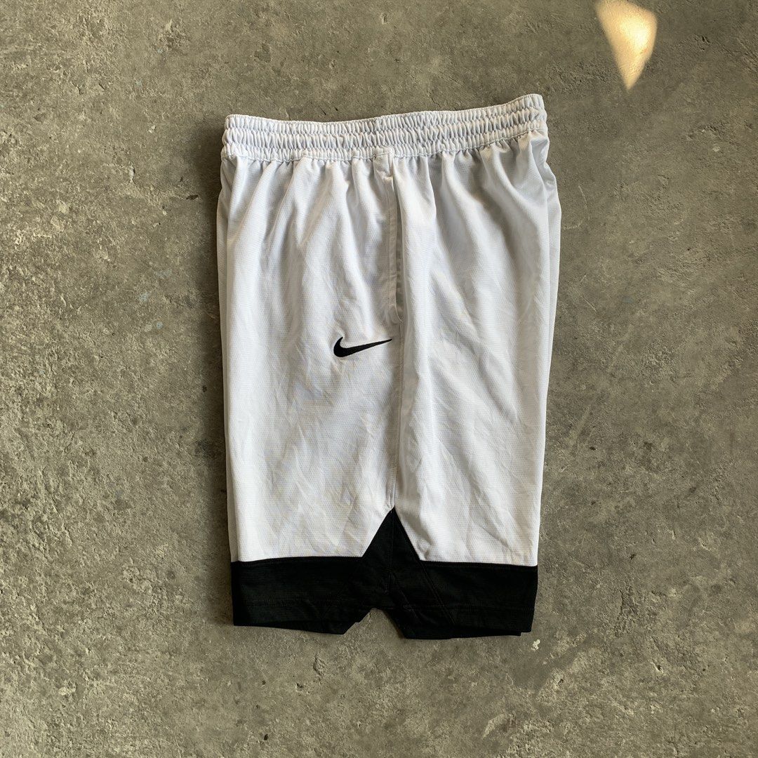 Nike Icon DriFit Short (Category: Shorts) located in Manila. Submitted by egersss (Listing ID 1470349766, Image 1). Description: Nike Icon DriFit Short - Large on tag (adult) - Waist 30-36 x Length 22 - Good condition - No issue - Need wash - Location: Imus Cavite .