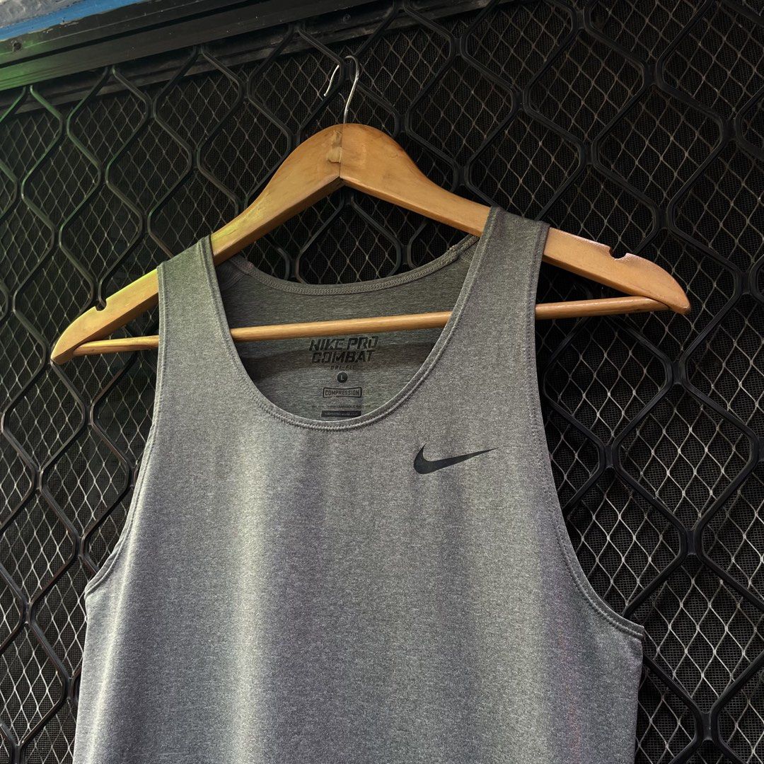 Nike Pro Combat tank top (Category: Activewear) located in Taguig. Submitted by scoutandloots (Listing ID 1470443679, Image 2). Description: Nike Pro Combat tank top • Size: L • 16x26.5.