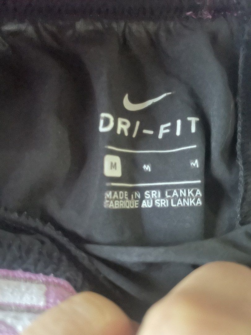 Nike Pro Dri-FIT Shorts (Category: Activewear) located in Muntinlupa City. Submitted by afs77 (Listing ID 1470443260, Image 3). Description: - Brand: Nike Pro - Size: Medium - Color: Black with purple elastic waistband - Material: Dri-FIT (moisture-wicking) - Condition: Great for running, gym sessions Location: Filinvest city, Alabang.