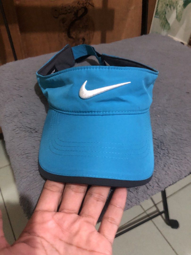 Nike Razor Sun Visor Hat Large size adjustable (Category: Golf) located in Quezon City. Submitted by markgolveo (Listing ID 1470438931, Image 2). Description: Nike Razor Sun Visor Hat Large size adjustable Signs of wears But still presentable.