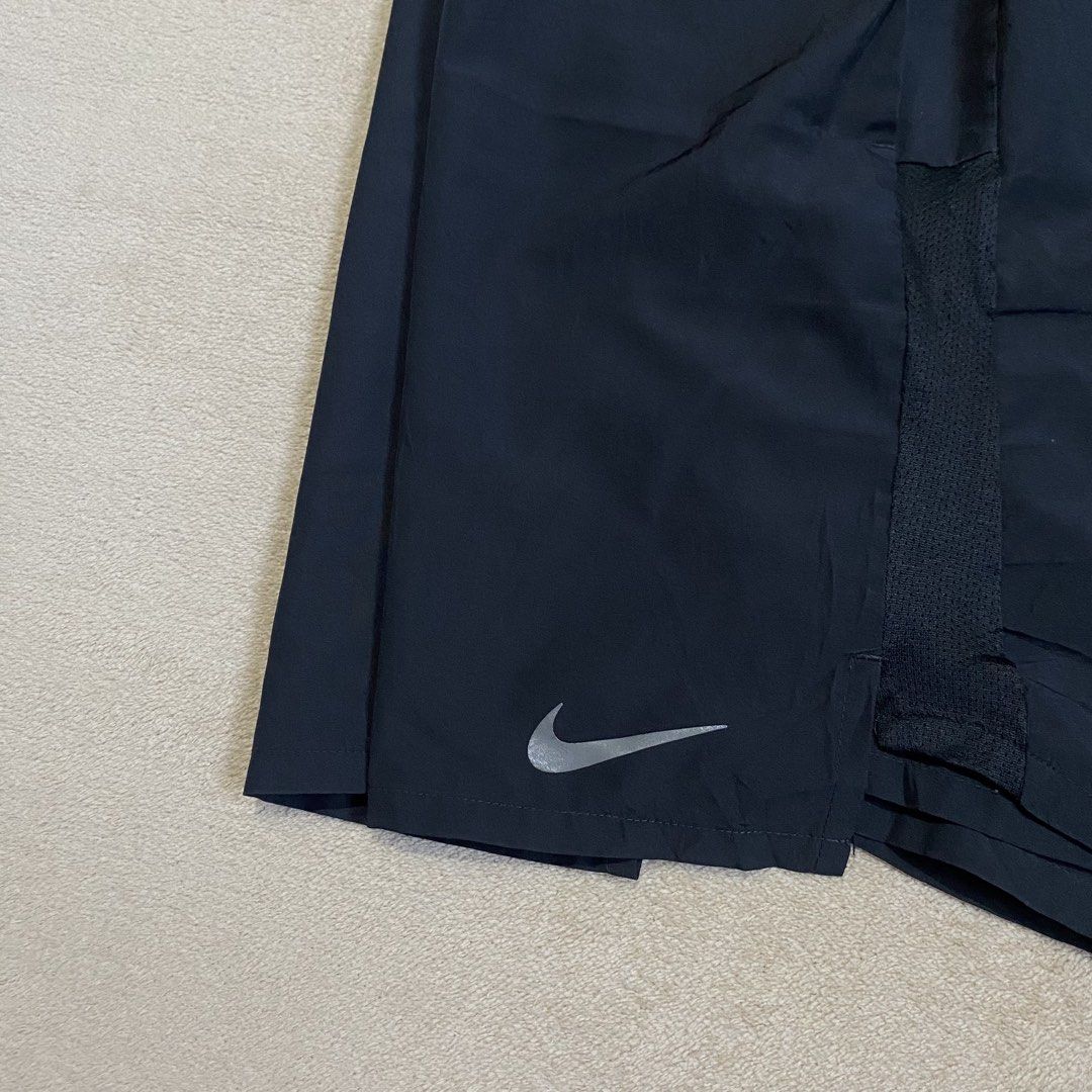 Nike Running (Category: Activewear) located in Polomolok. Submitted by larnel27 (Listing ID 1470440663, Image 2). Description: - Size small - Waist 26-28 - Length 15-16 - No flaws.
