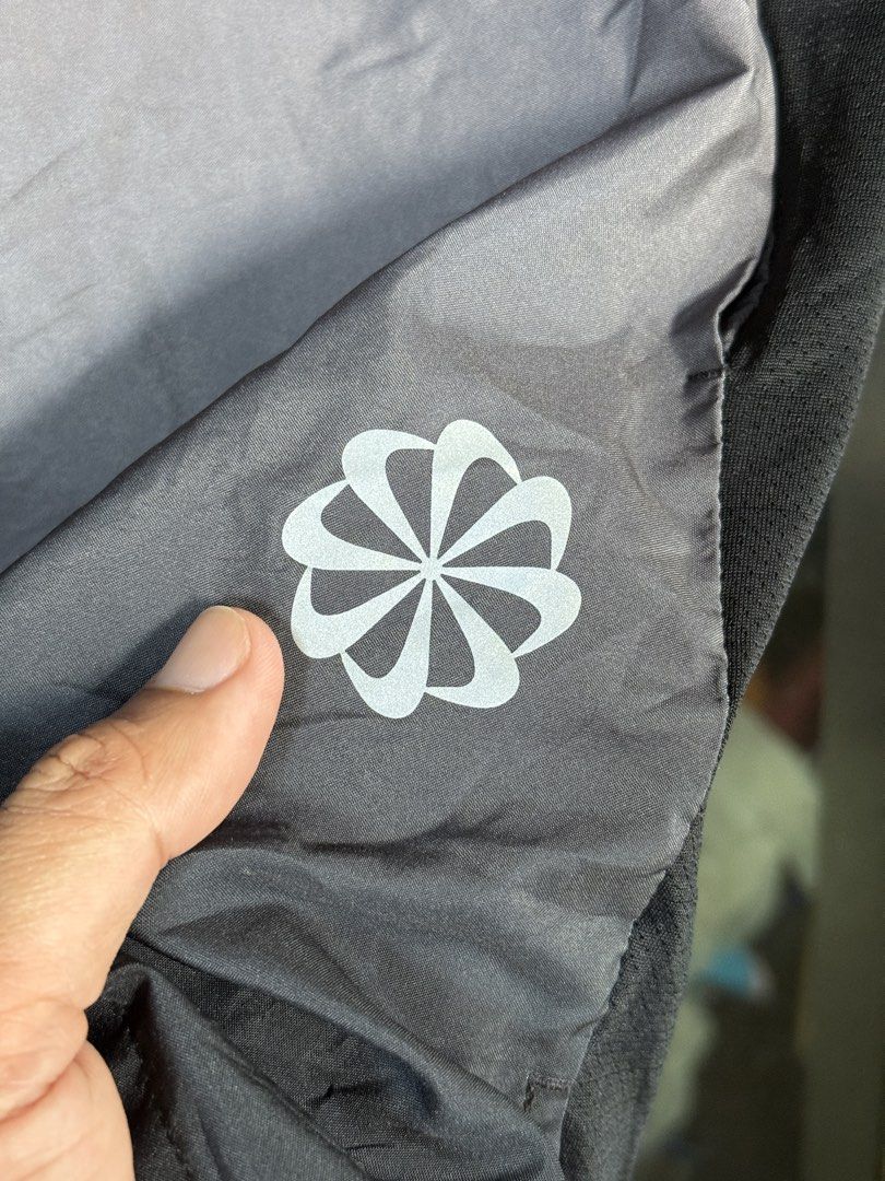 NIKE Running Shorts (Category: Shorts) located in Manolo Fortich. Submitted by thriftacktoe34 (Listing ID 1470492270, Image 2). Description: Excellent condition Color rate 9.5/10 Size Medium Dimes W28-32 x L16 Needs wash lang FREE shipping fee.