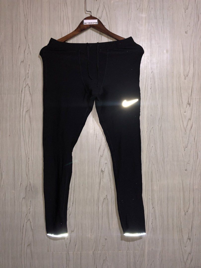 Nike running thights (Category: Activewear) located in Ozamiz City. Submitted by mj_thrifts (Listing ID 1470379169, Image 3). Description: Nike running thights W:28 hanggang 35 x L:35 hanggang 41 VERY STRETCHABLE Excellent condition 9.5/10 580+sf.