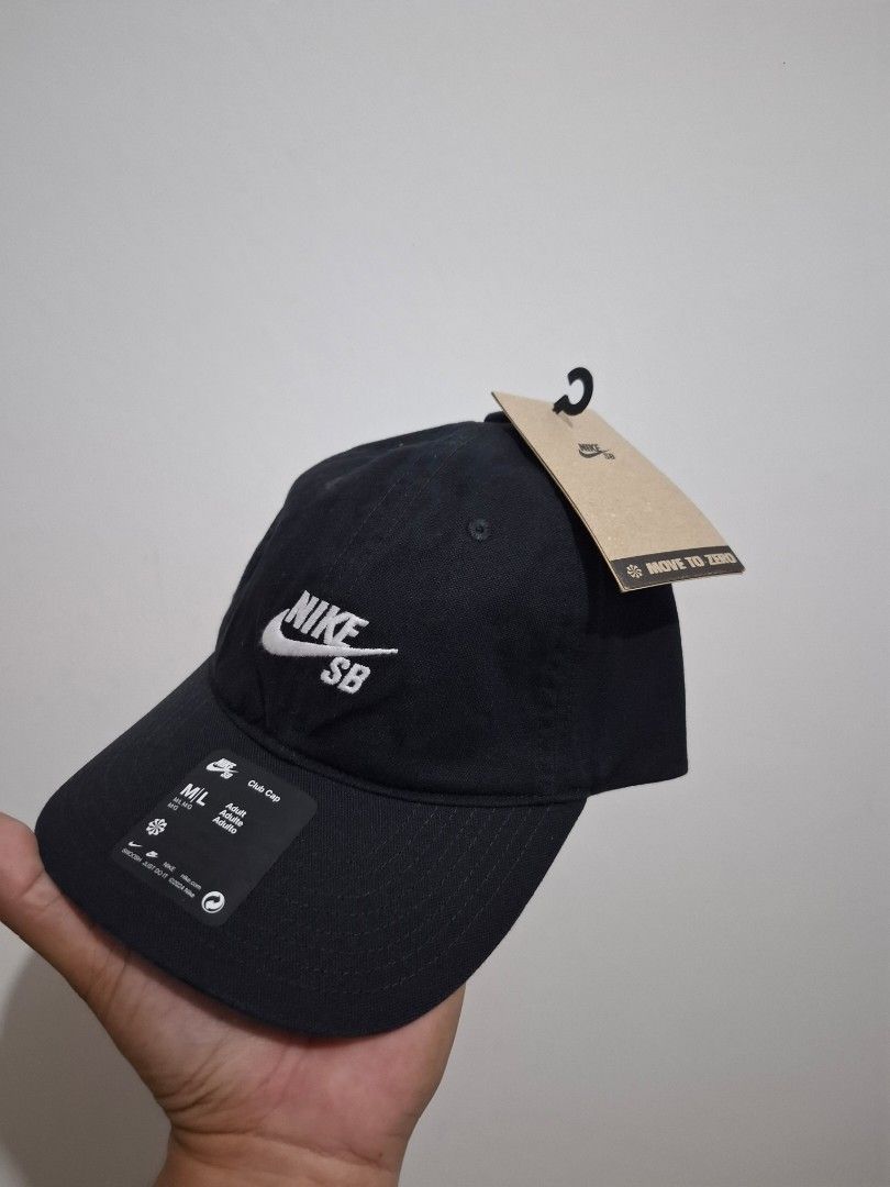 Nike sb cap (Category: Caps & Hats) located in Tarlac. Submitted by christopher.24 (Listing ID 1470396279, Image 1). Description: brandnew legit.