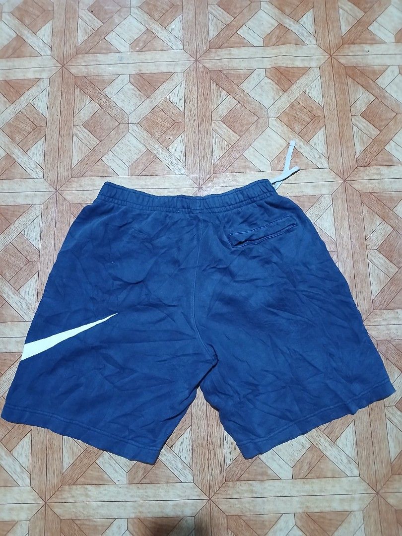 NIKE SHORT (Category: Shorts) located in Munoz. Submitted by cabalardomine98 (Listing ID 1470509686, Image 2). Description: DIMES:33TO2L36 L21 CONDITION:EXCELLENCE COLOR RATE:9.7/10 ISSUE:NONE 3POCKET HAVY COTTON.