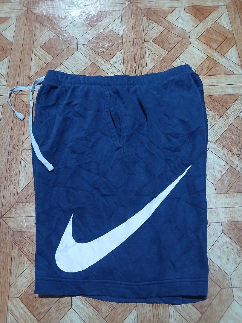 NIKE SHORT (Category: Shorts) located in Munoz. Submitted by cabalardomine98 (Listing ID 1470509686, Image 1). Description: DIMES:33TO2L36 L21 CONDITION:EXCELLENCE COLOR RATE:9.7/10 ISSUE:NONE 3POCKET HAVY COTTON.