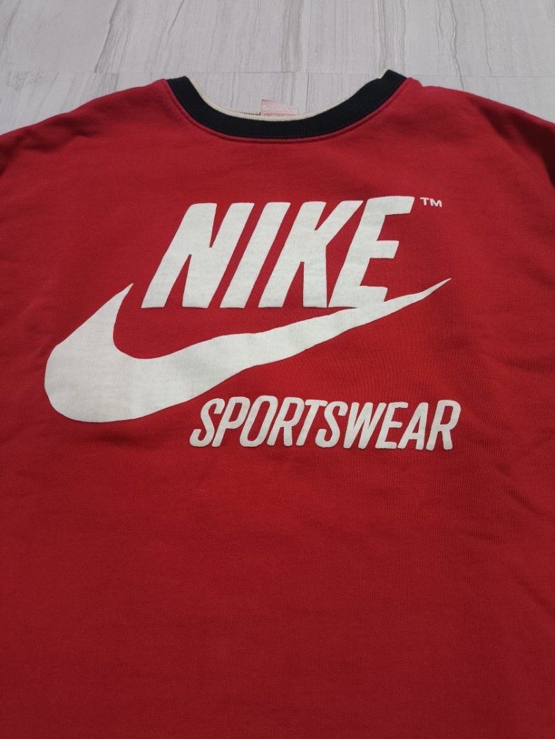 NIKE SPORTSWEAR CREW NECK (Category: Coats, Jackets and Outerwear) located in Lupon. Submitted by thriftnikent (Listing ID 1470396116, Image 2). Description: SUPER EXCELLENT NO ISSUE 10/10 CONDITION AND COLOR RATE BOX TYPE(CROPPED) PERFECT SA OUTFITTERS 23 WIDTH 25 LENGTH.