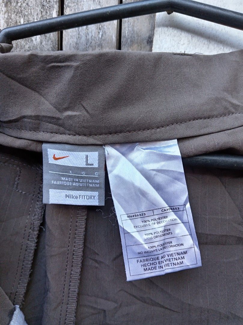 Nike tennis short (Category: Activewear) located in Sindangan. Submitted by barak_ukay (Listing ID 1470406946, Image 2). Description: No issue Good condition Size-34.